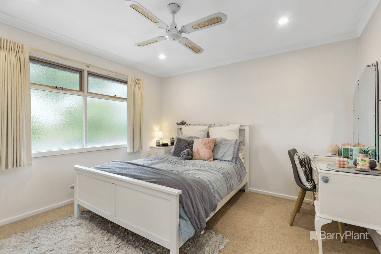 2 Shalimar Crescent, Boronia, VIC 3155