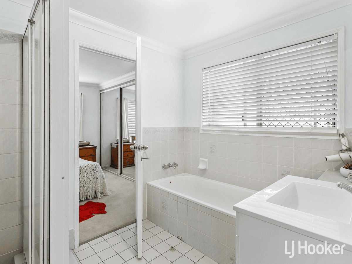 14 Bramble Crescent, DECEPTION BAY, QLD 4508