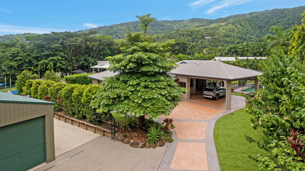 43 Stanton Road, SMITHFIELD, QLD 4878