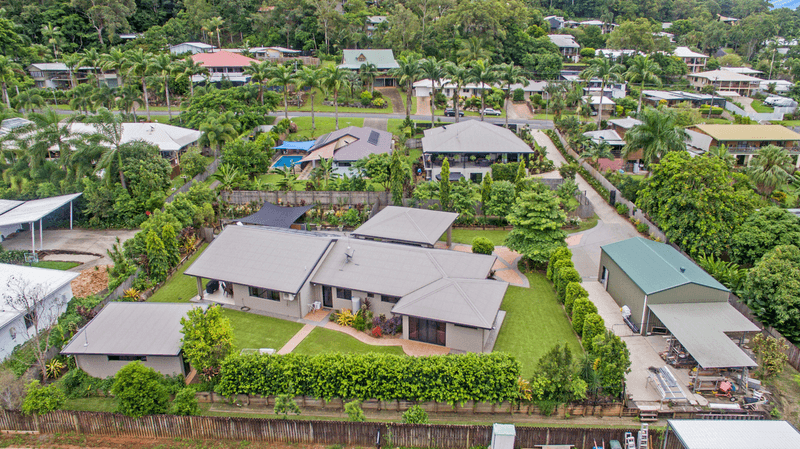 43 Stanton Road, SMITHFIELD, QLD 4878