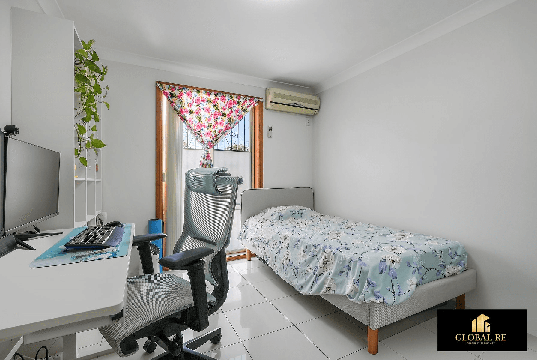 14 Quest Avenue, Carramar, NSW 2163