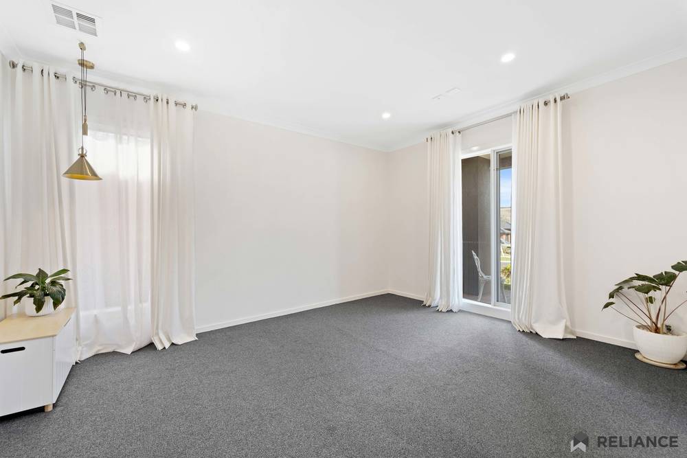 11 Moffatt Street, Maddingley, VIC 3340