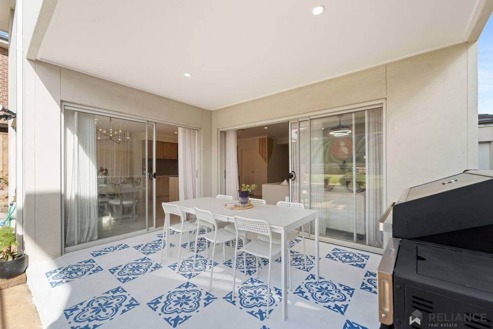 11 Moffatt Street, Maddingley, VIC 3340