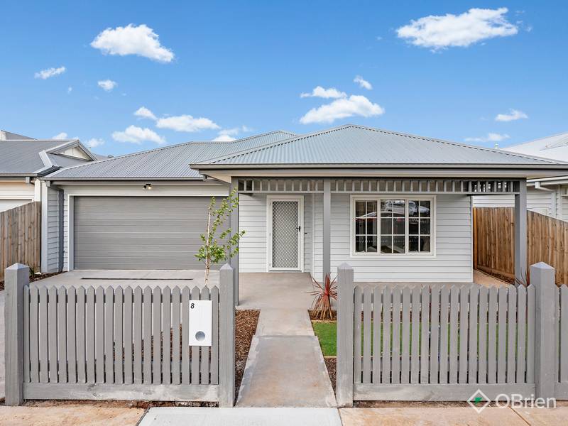 8 Baringhup Street, Eynesbury, VIC 3338
