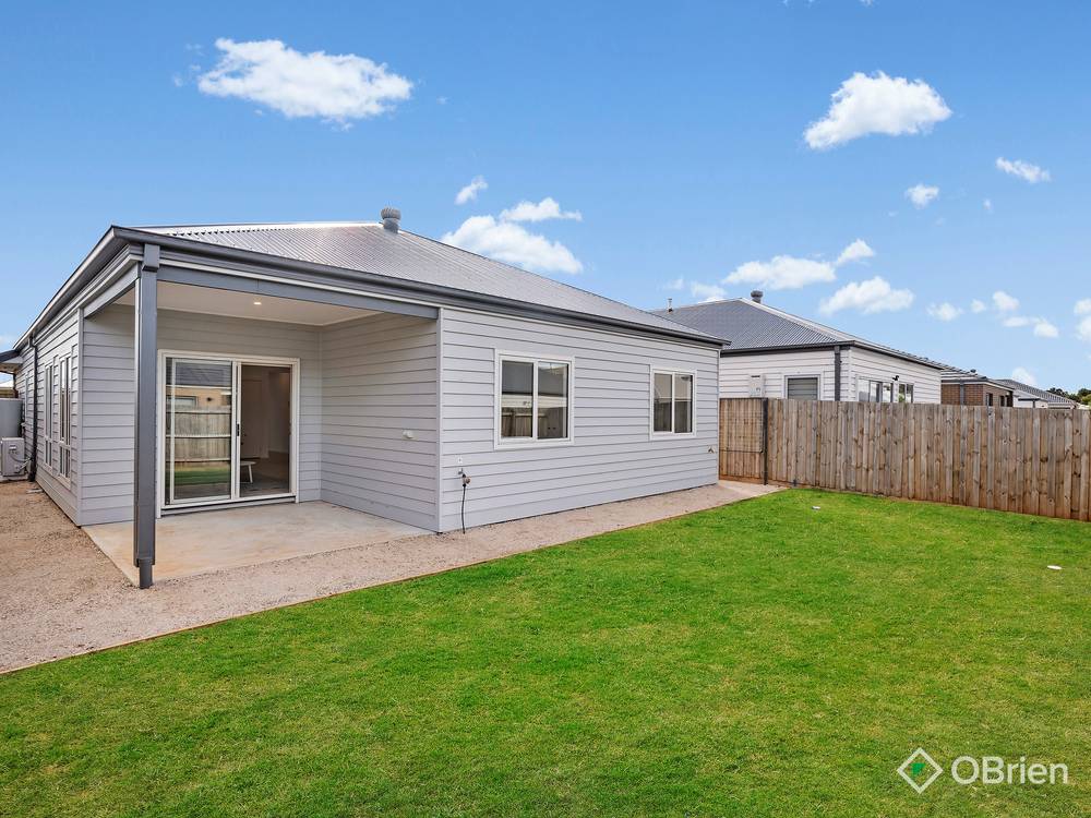 8 Baringhup Street, Eynesbury, VIC 3338