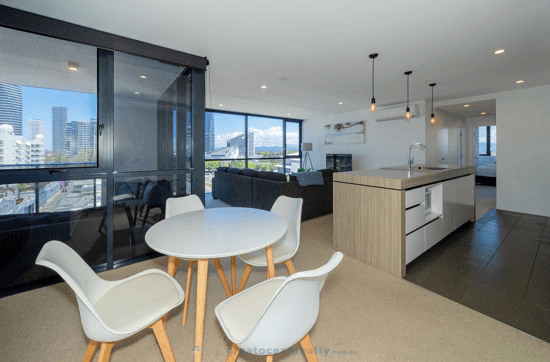 19/31 Queensland Avenue, BROADBEACH, QLD 4218