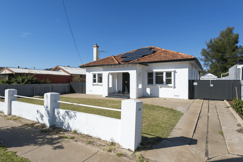 11 Brougham Street, NHILL, VIC 3418