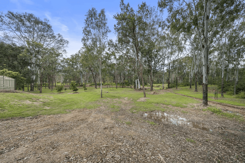 16 Mary Drive, MURPHYS CREEK, QLD 4352