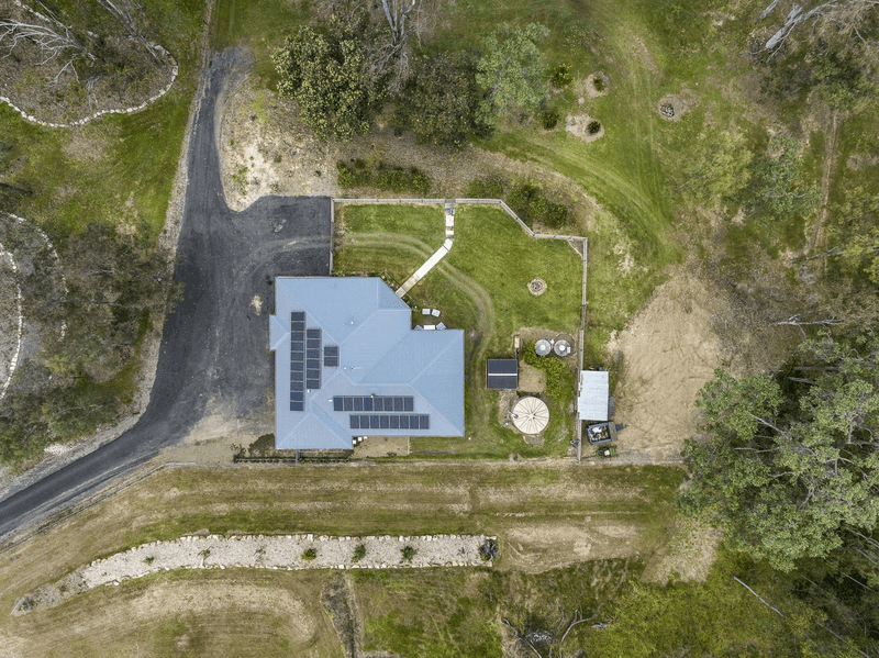 16 Mary Drive, MURPHYS CREEK, QLD 4352