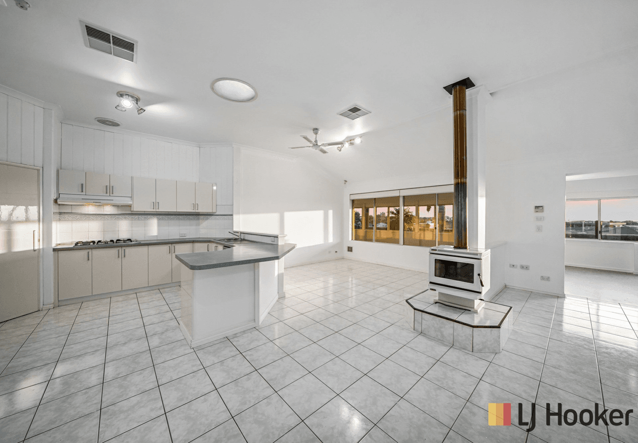 50 Guardian Loop, CURRAMBINE, WA 6028