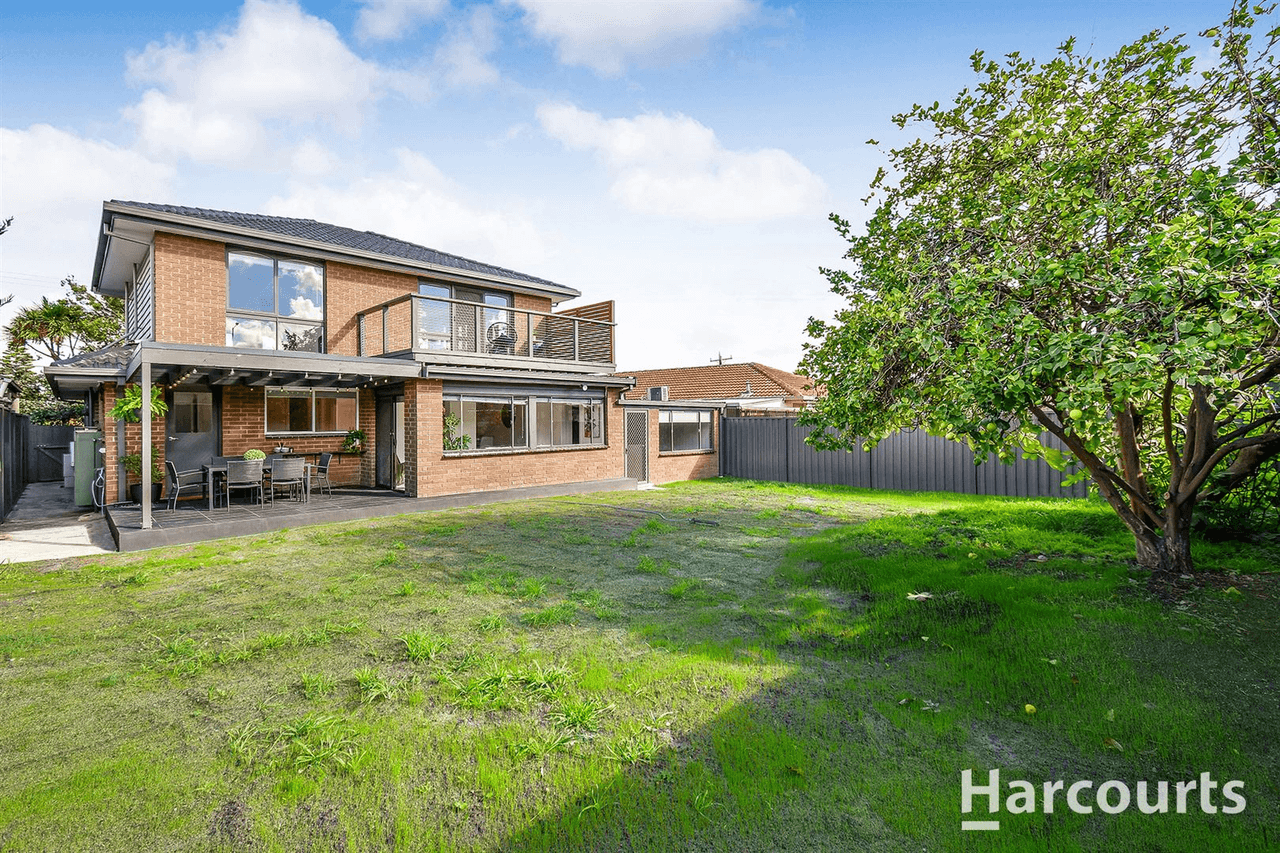 13 Neasham Drive, DANDENONG NORTH, VIC 3175