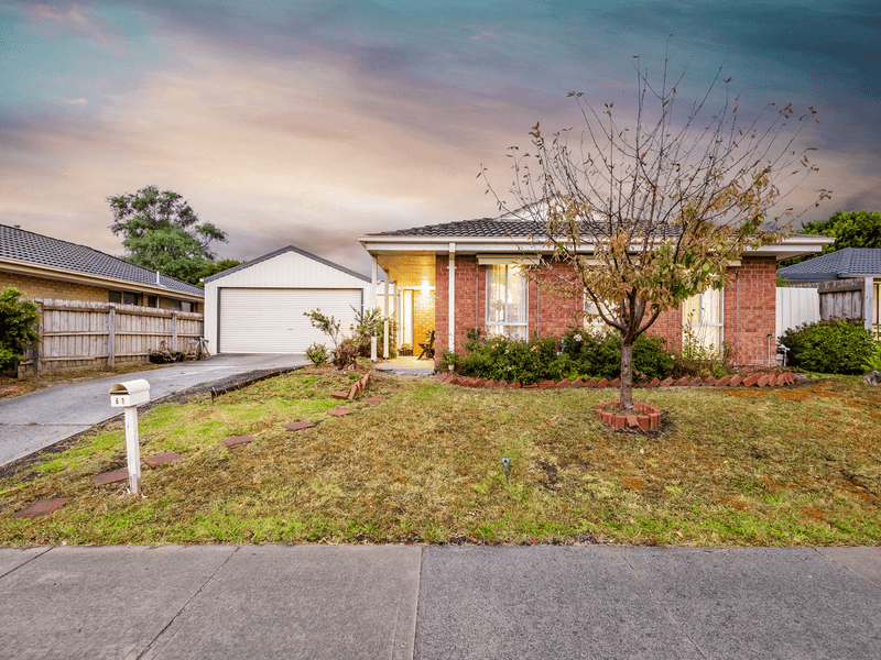 61 Willora Crescent, CRANBOURNE WEST, VIC 3977