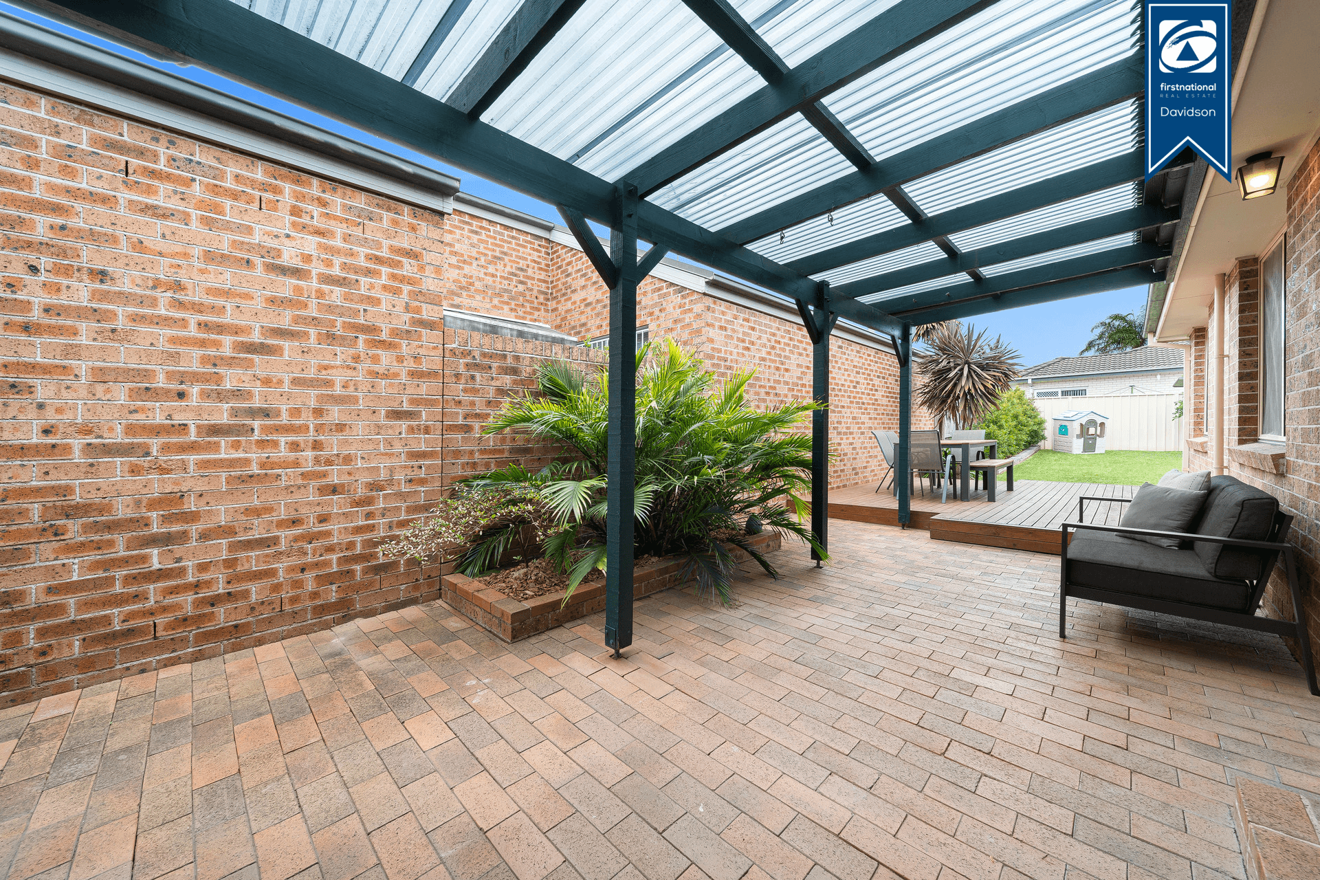 9 Bundarra Court, Wattle Grove, NSW 2173