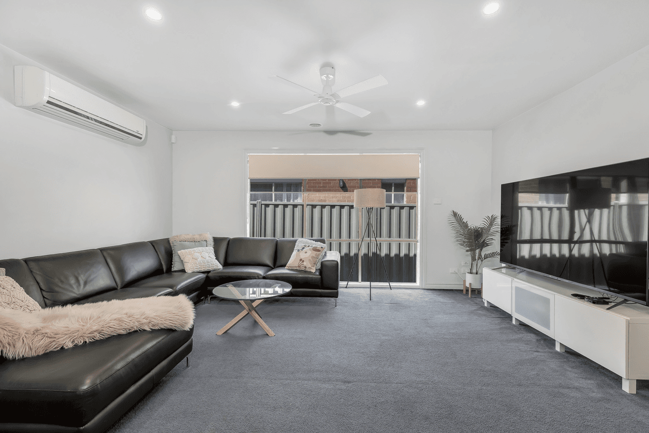 14 Tarragon Drive, TARNEIT, VIC 3029