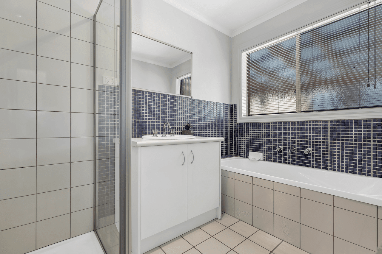 14 Tarragon Drive, TARNEIT, VIC 3029