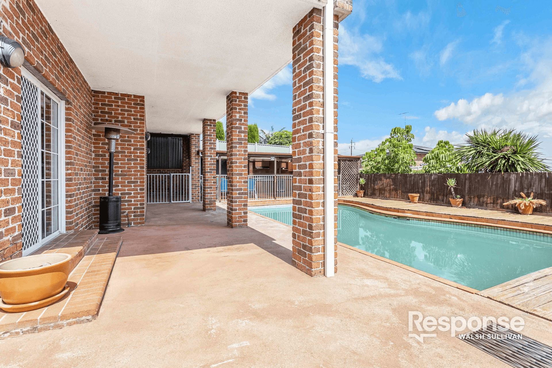 33 Caithness Crescent, Winston Hills, NSW 2153