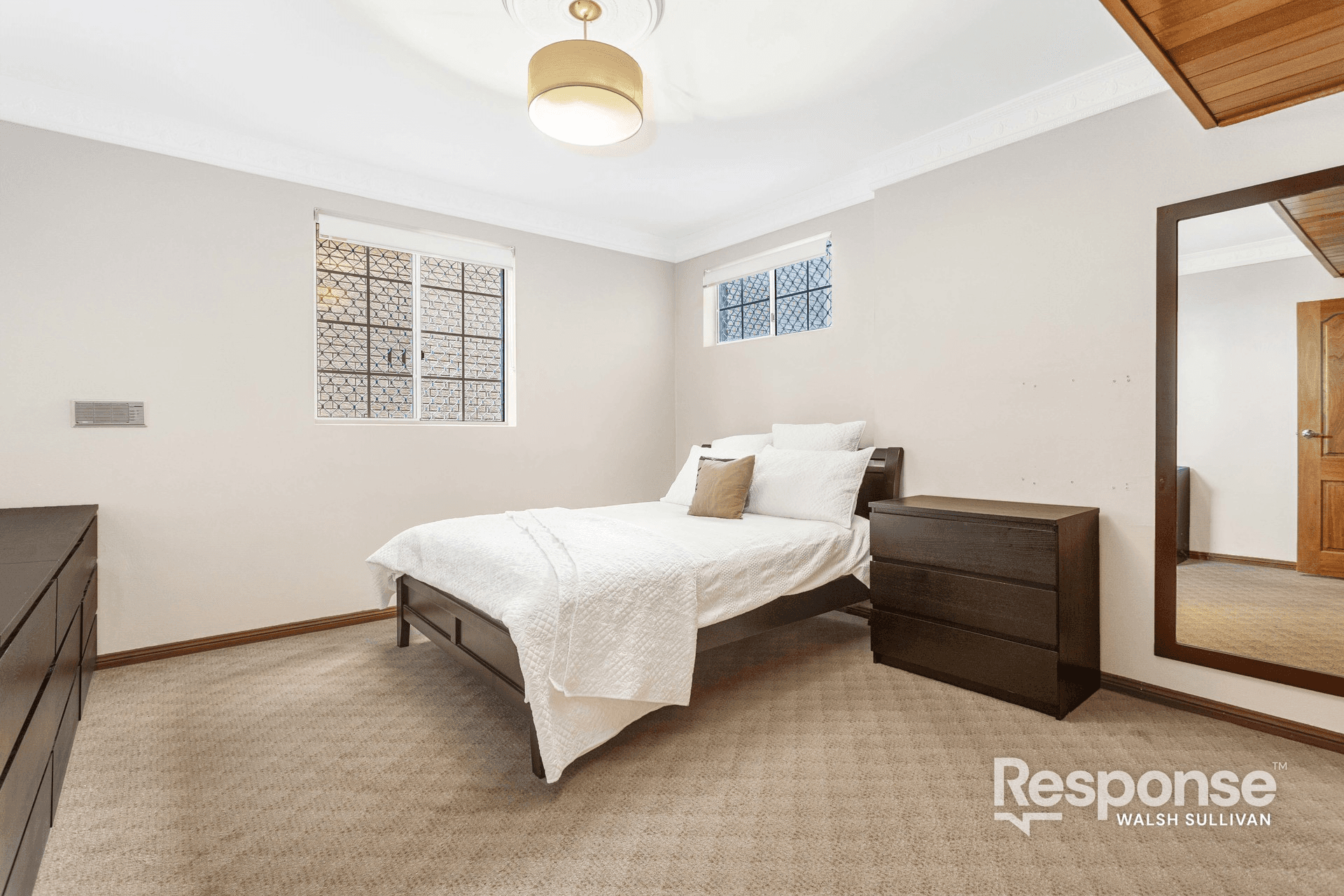 33 Caithness Crescent, Winston Hills, NSW 2153