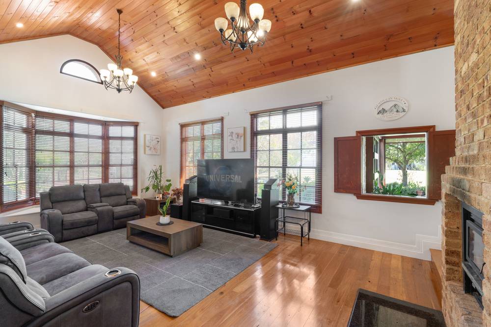 120 Mount View Close, Razorback, NSW 2571