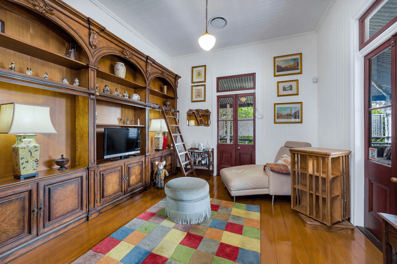 62 Heidelberg Street, EAST BRISBANE, QLD 4169