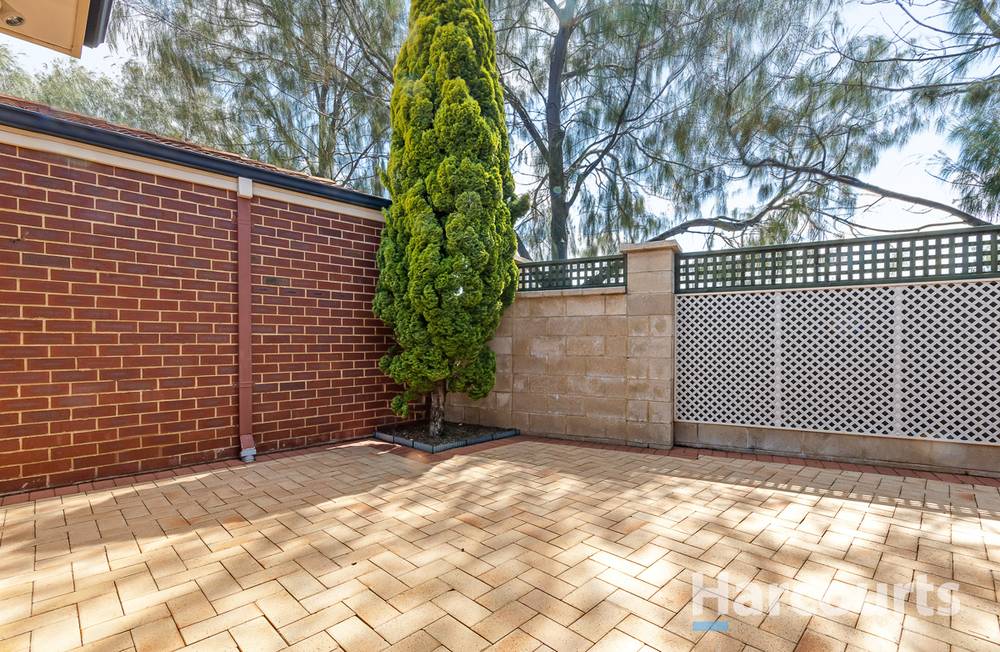 4/16 Arbroath Circle, KINROSS, WA 6028