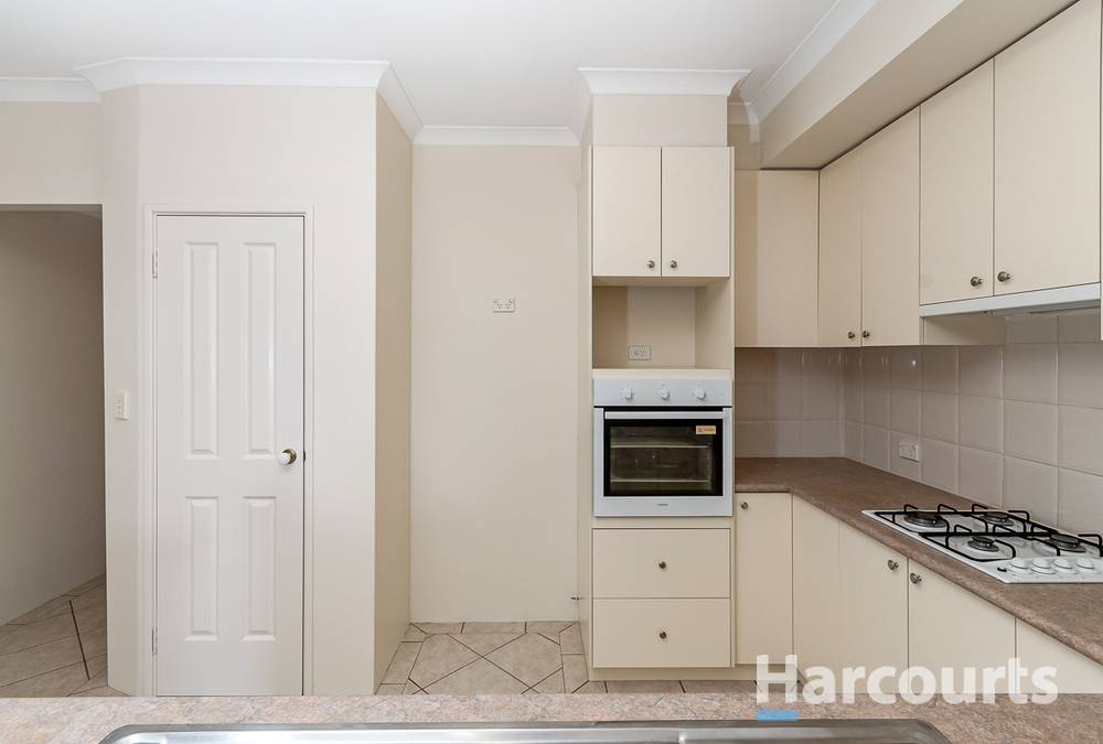 4/16 Arbroath Circle, KINROSS, WA 6028