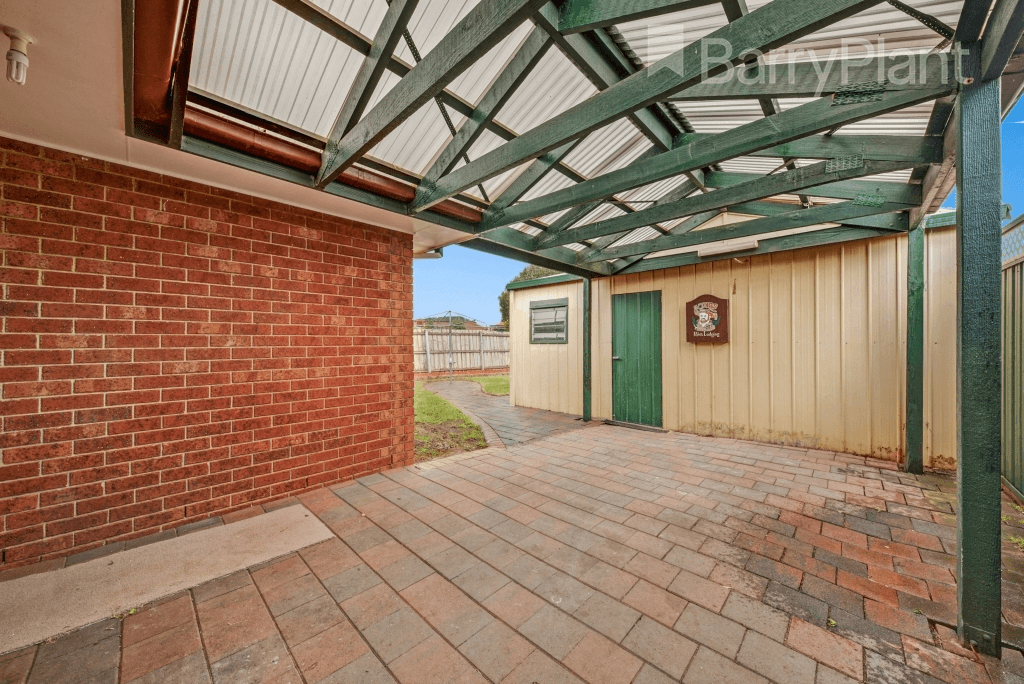 12 Macquarie Drive, WYNDHAM VALE, VIC 3024