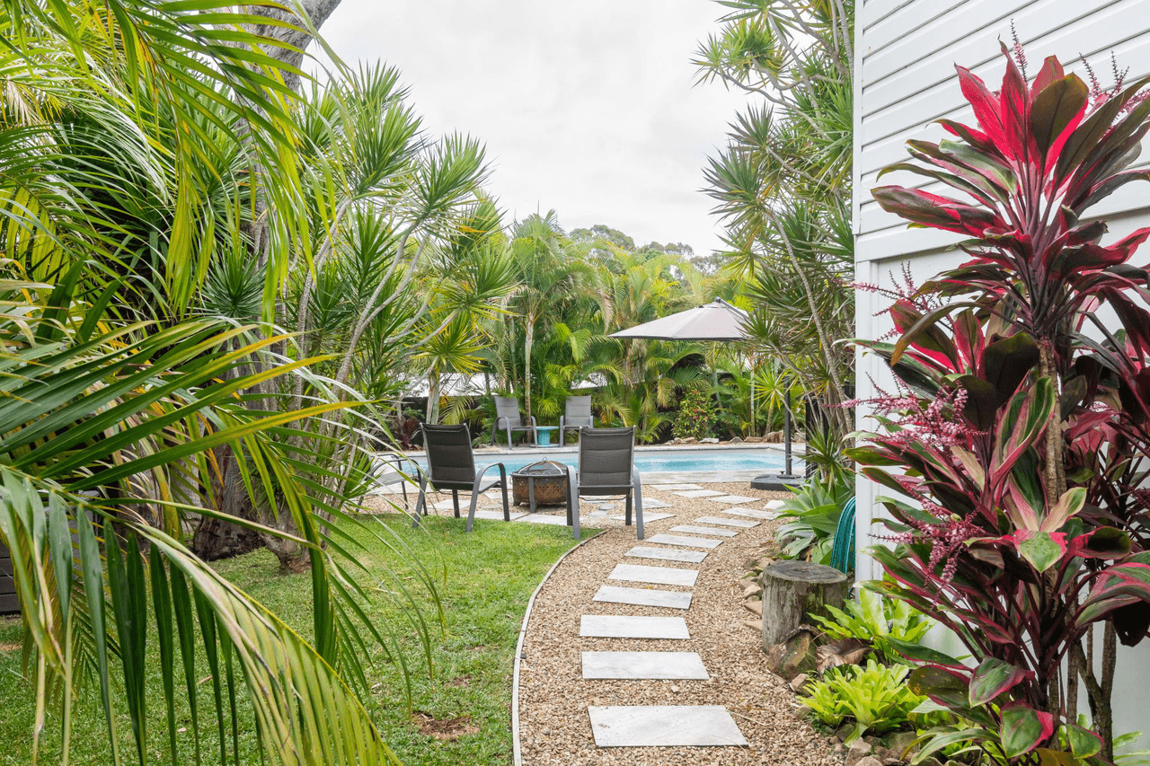 6 Turpentine Avenue, SANDY BEACH, NSW 2456