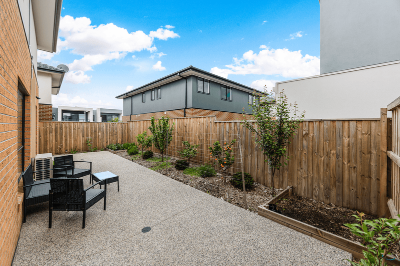 62 Anglesea Drive, WOLLERT, VIC 3750