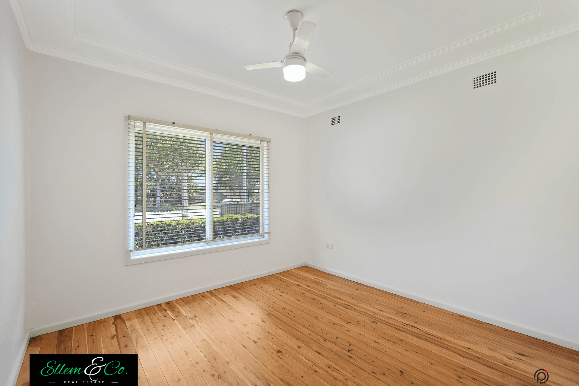 110 Central Avenue, Oak Flats, NSW 2529