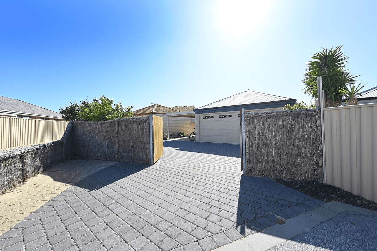 23 Exmouth Drive, Butler, WA 6036