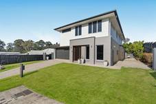 1 Glenhaven Close, Redland Bay, QLD 4165