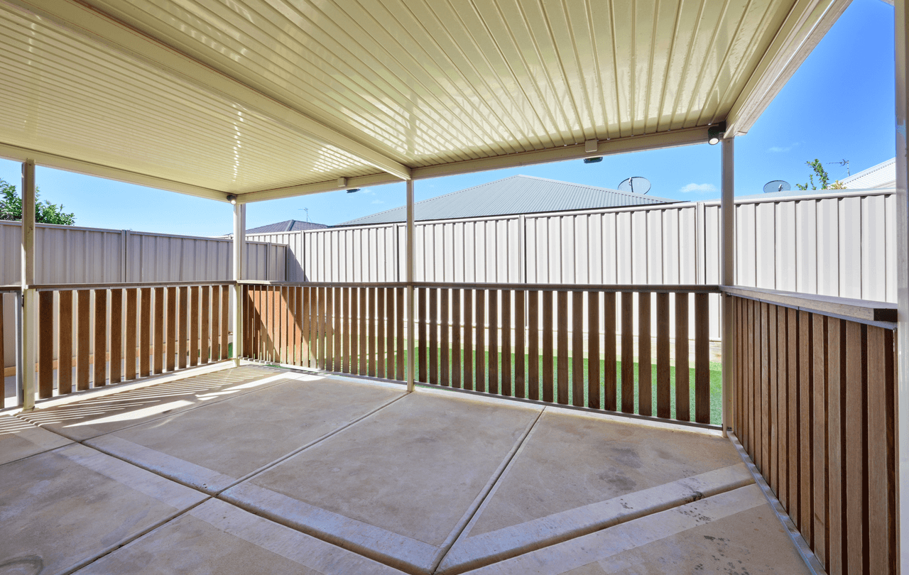 9 Bradshaw Street, WHYALLA JENKINS, SA 5609