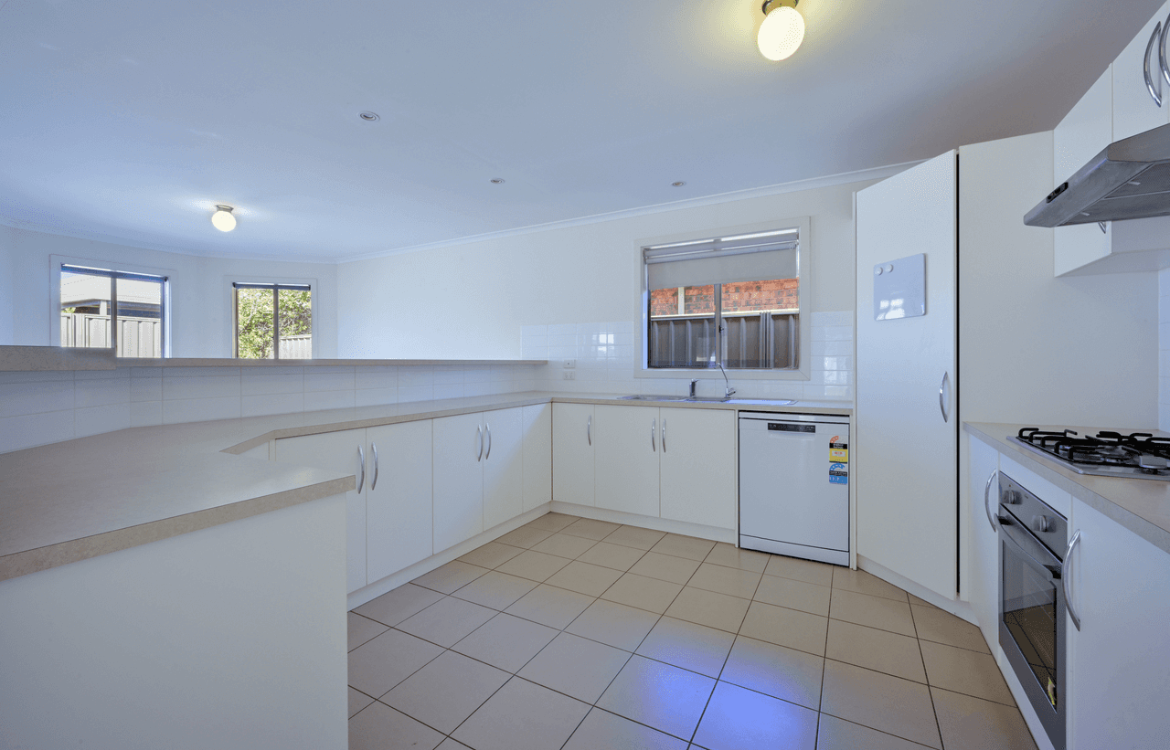 9 Bradshaw Street, WHYALLA JENKINS, SA 5609