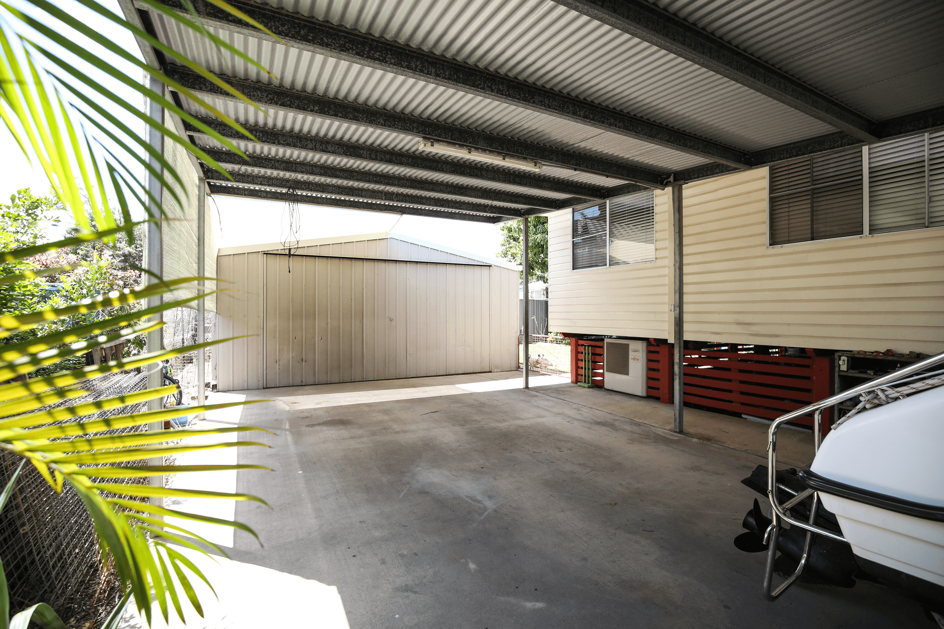 2 Chifley Court, MORANBAH, QLD 4744