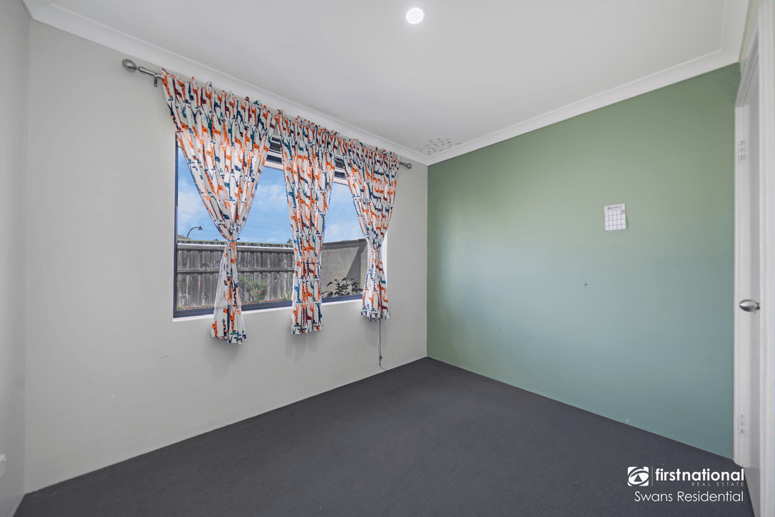 17 Solway Brace, ELLENBROOK, WA 6069