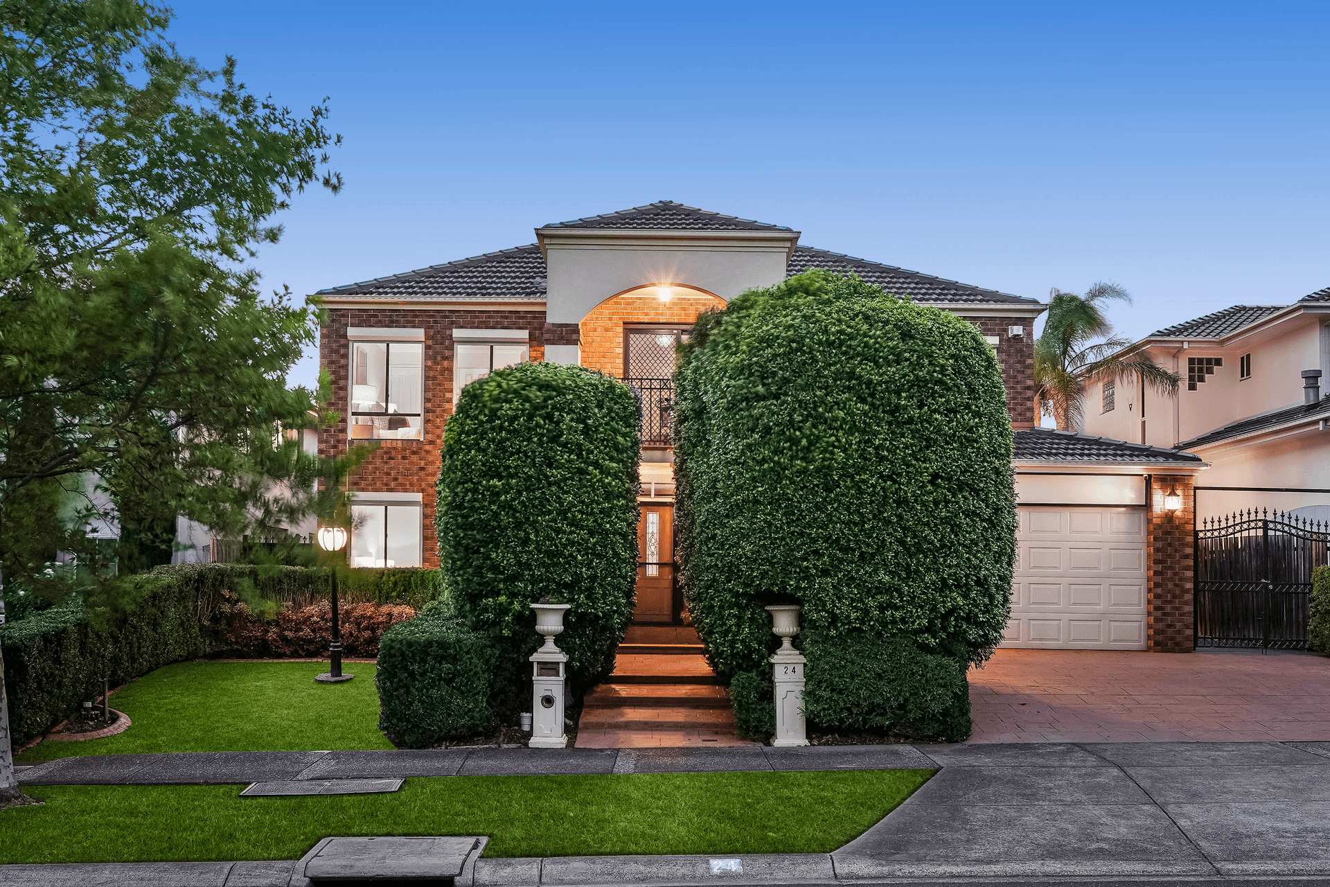 24 Blackman Crescent, Taylors Lakes, VIC 3038