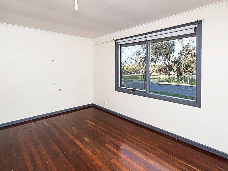 2 Charles Street, Mount Barker, SA 5251