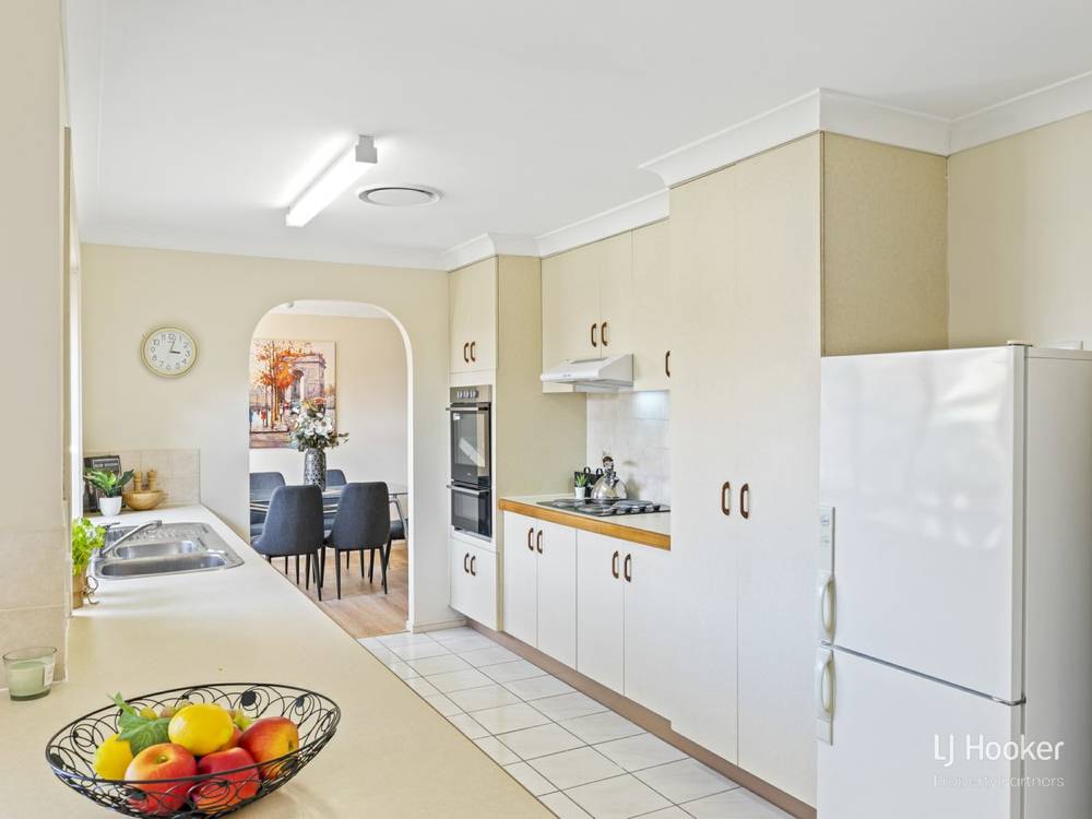 157 Hellawell Road, SUNNYBANK HILLS, QLD 4109
