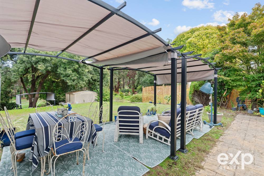 11 Peninsula Road, Bridgetown, WA 6255