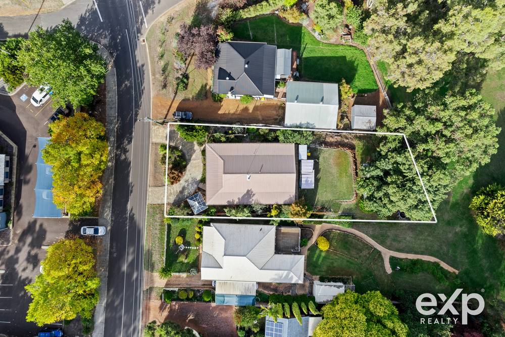 11 Peninsula Road, Bridgetown, WA 6255