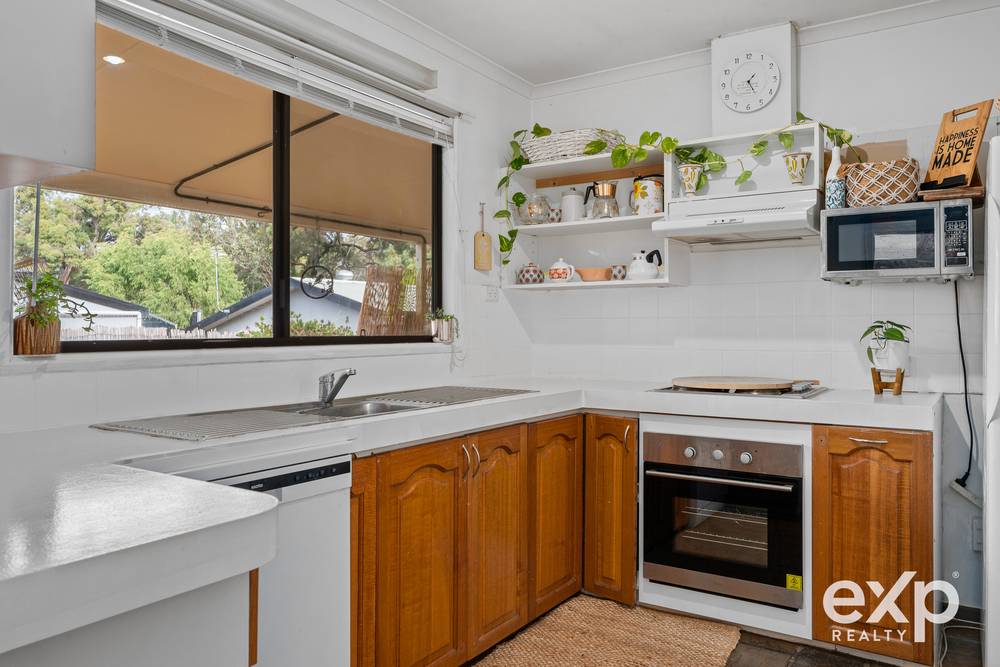 11 Peninsula Road, Bridgetown, WA 6255