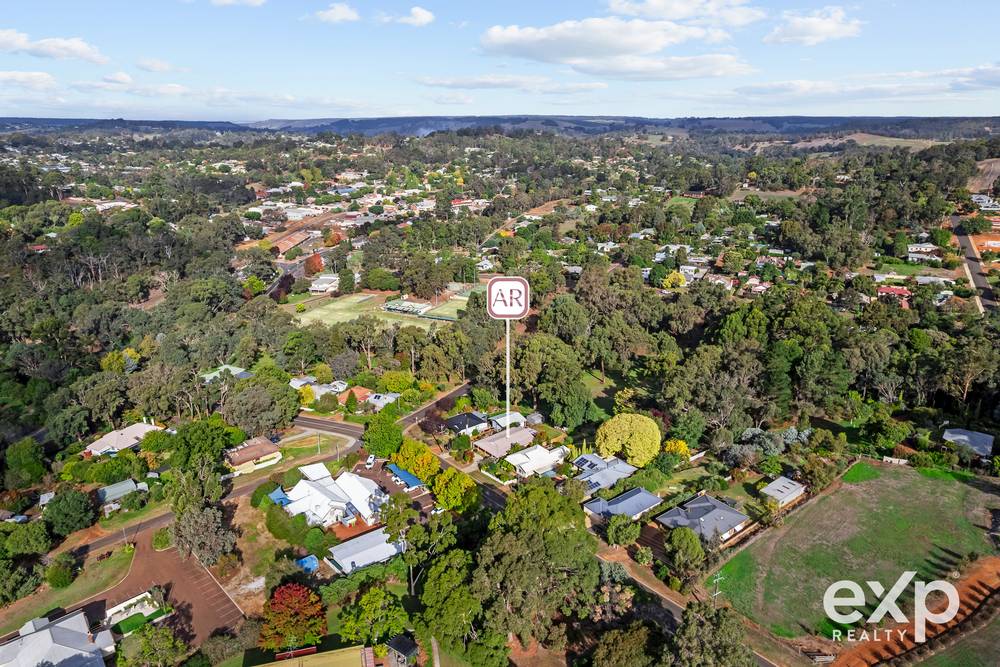 11 Peninsula Road, Bridgetown, WA 6255