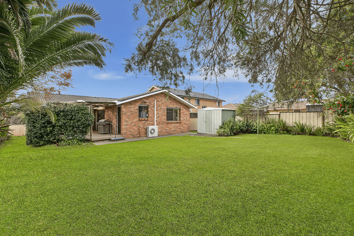 14 Highclere Avenue, BATEAU BAY, nsw 2261