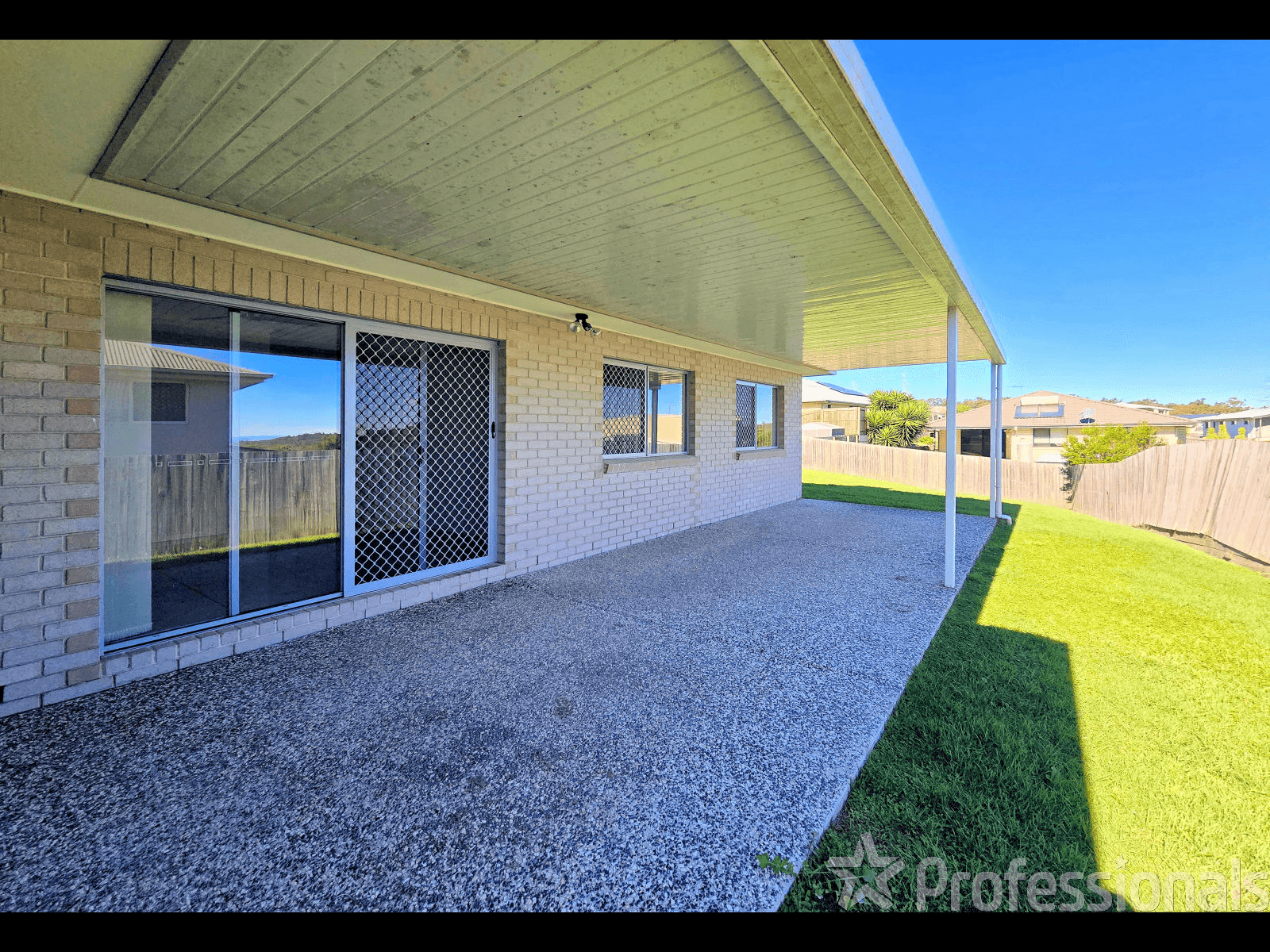 45 Brentwood Drive, BUNDAMBA, QLD 4304