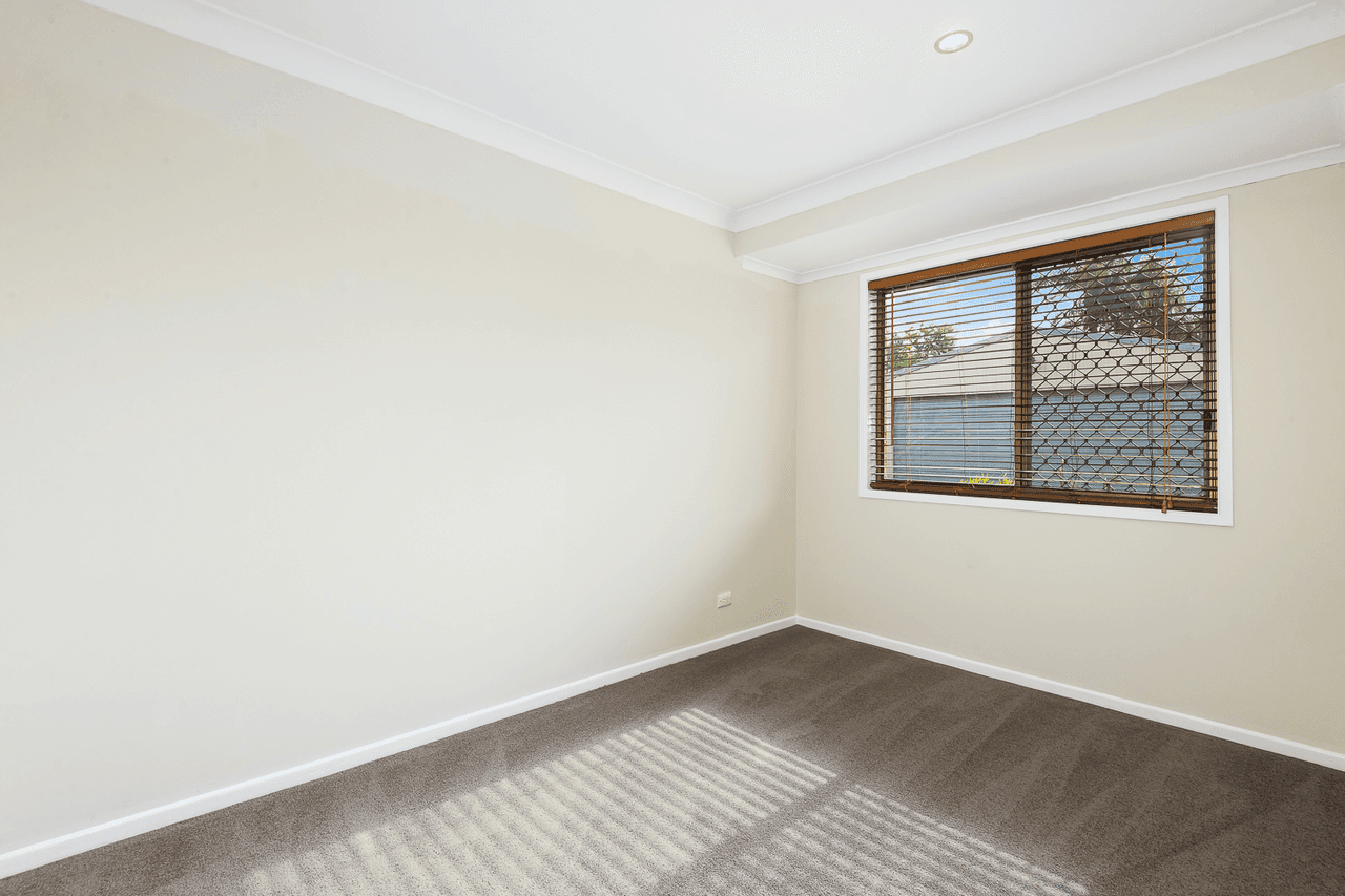 31 Peverell Street, HILLCREST, QLD 4118