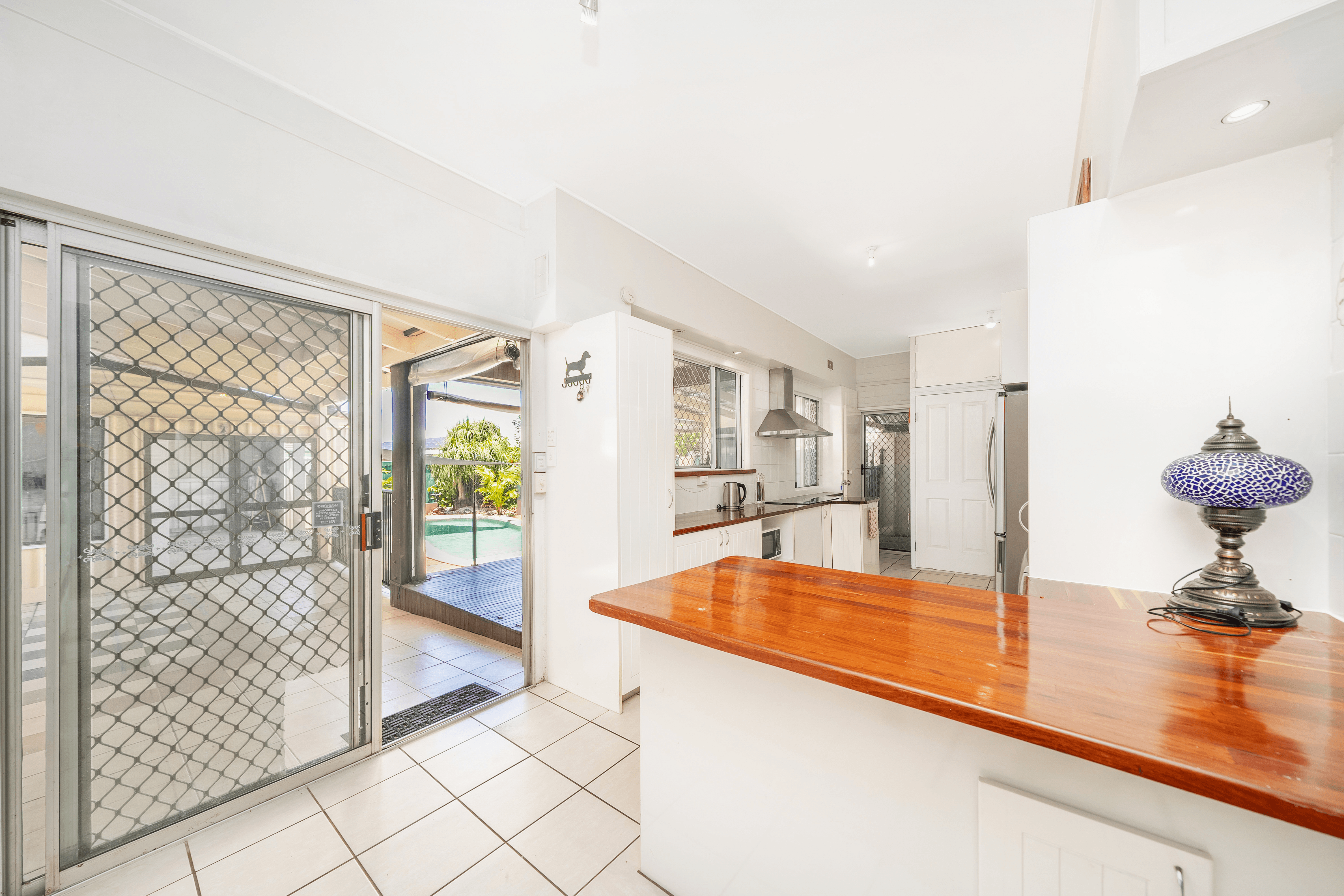 21 Silvester Street, REDCLIFFE, QLD 4020