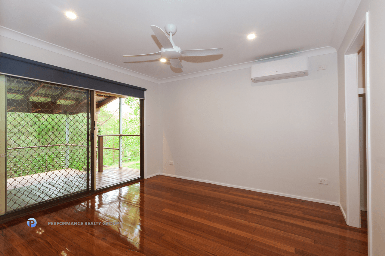 21 Wallaby Drive, MUDGEERABA, QLD 4213