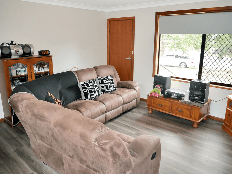 94-96 Victoria Avenue, NARRANDERA, NSW 2700