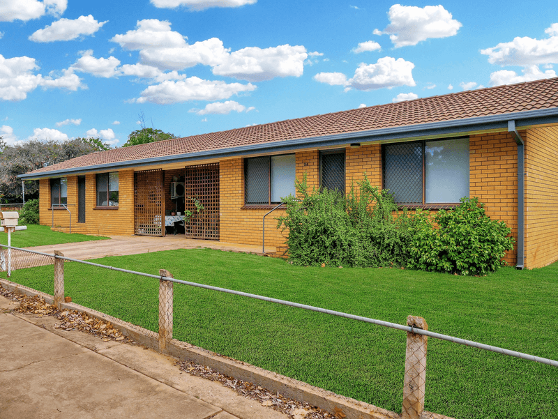 94-96 Victoria Avenue, NARRANDERA, NSW 2700