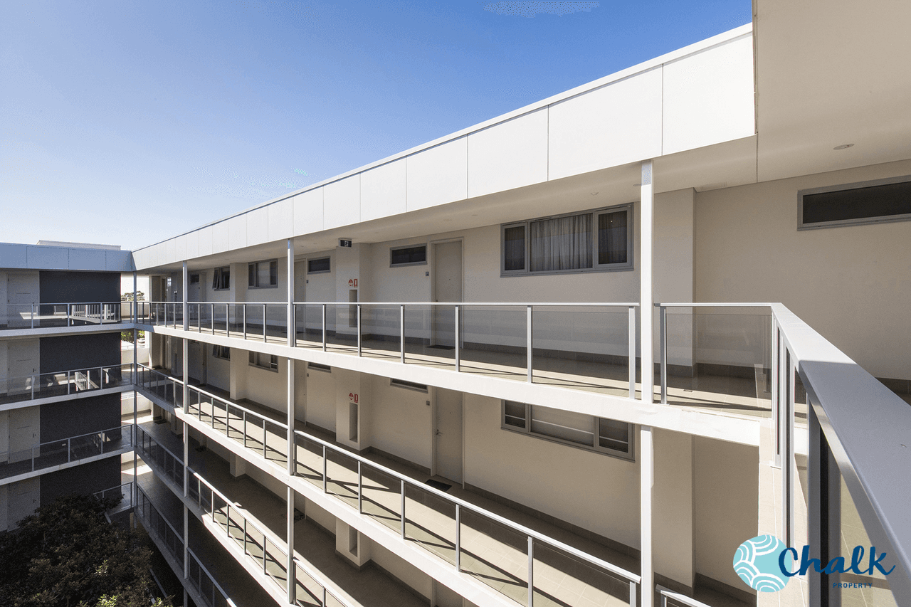 64/24 Flinders Lane, ROCKINGHAM, WA 6168